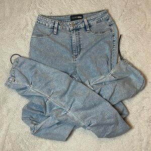 Fashion Nova High Waisted Stonewash Ruched Leg Denim Junior Girls 5